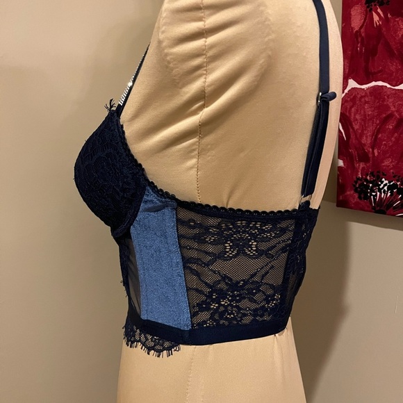 Victoria's Secret Navy Lace & Velvet Shine Rhinestone Strap Corset Bra, 32C - Picture 8 of 8